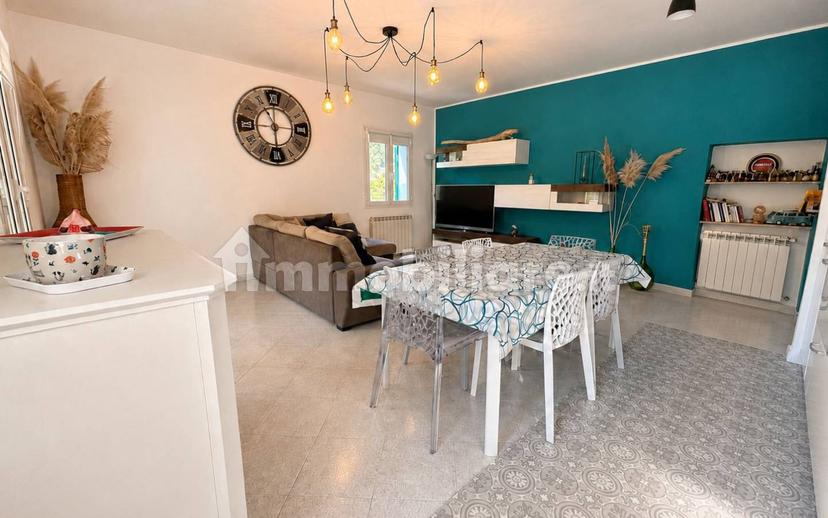 Trilocale via Giuseppe Airenti 75, Porto Maurizio, Imperia — foto 3 di 18