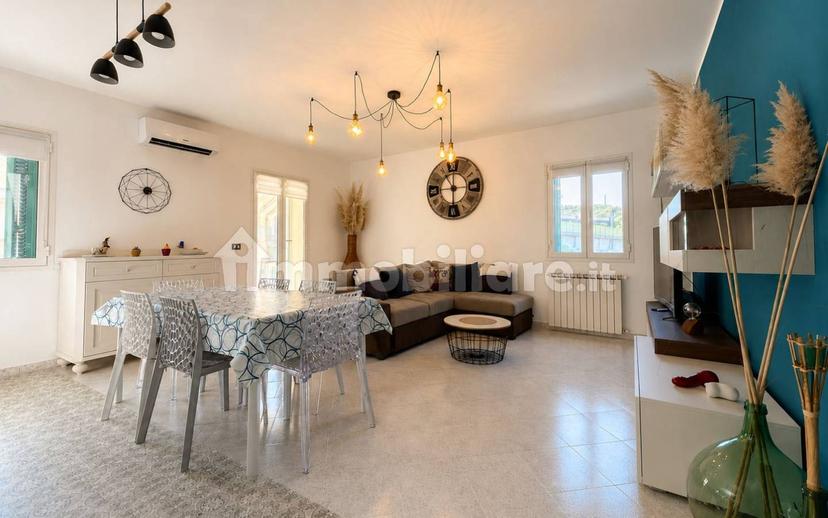 Trilocale via Giuseppe Airenti 75, Porto Maurizio, Imperia — foto 10 di 18
