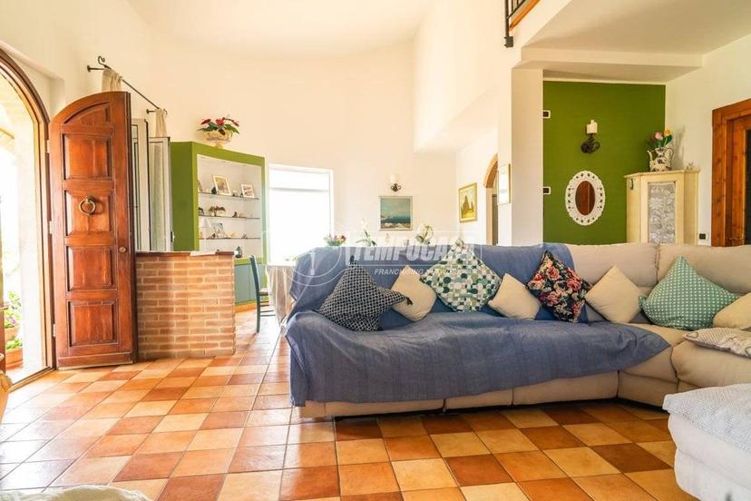 Villa unifamiliare, buono stato, 250 m², San Costanzo — foto 7 di 68