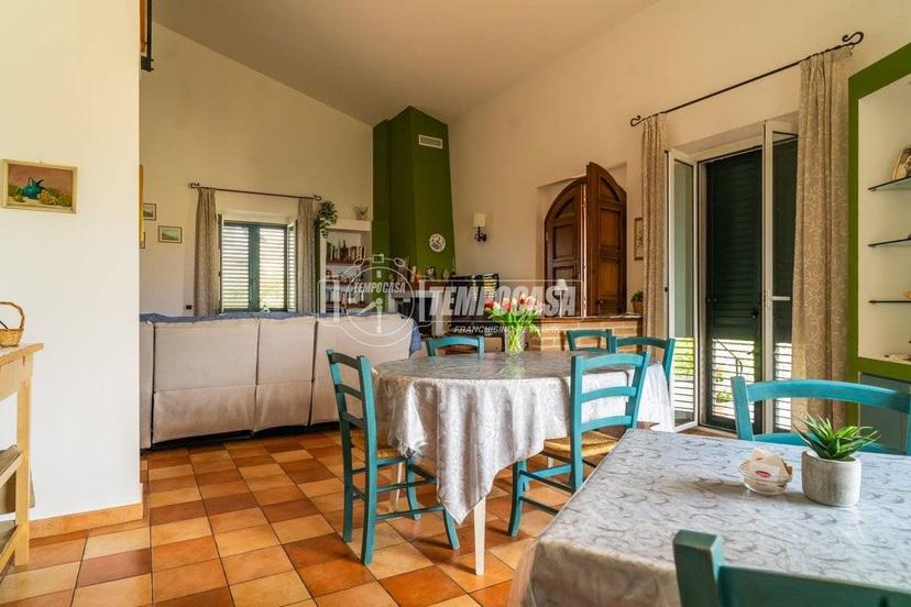 Villa unifamiliare, buono stato, 250 m², San Costanzo — foto 46 di 68