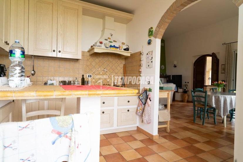 Villa unifamiliare, buono stato, 250 m², San Costanzo — foto 39 di 68