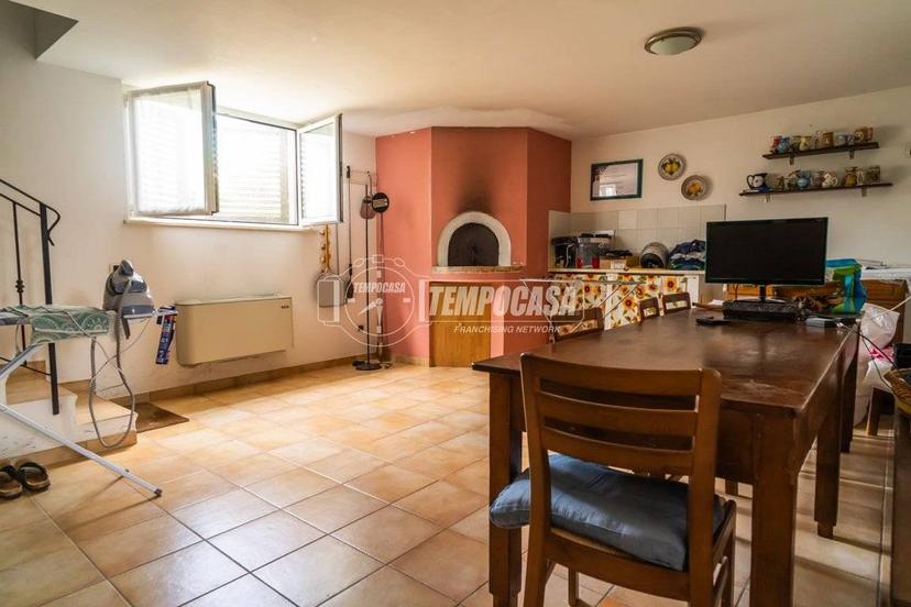 Villa unifamiliare, buono stato, 250 m², San Costanzo — foto 12 di 68