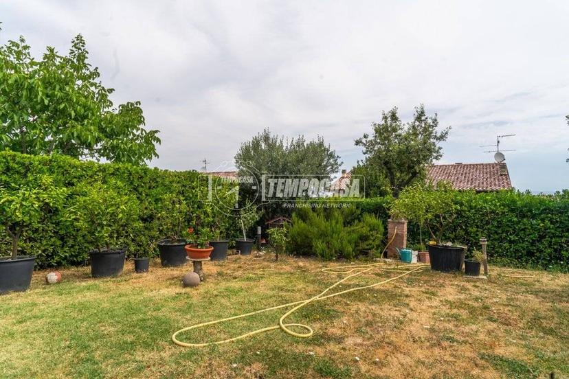 Villa unifamiliare, buono stato, 250 m², San Costanzo — foto 59 di 68