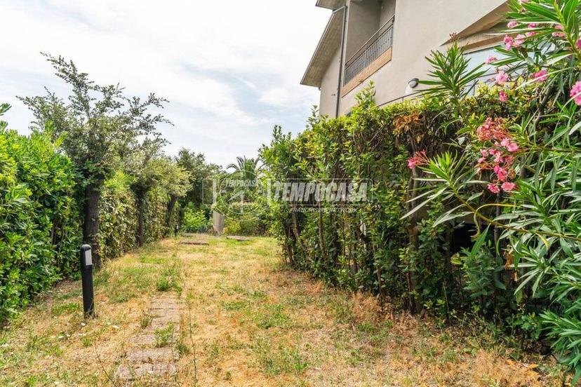 Villa unifamiliare, buono stato, 250 m², San Costanzo — foto 5 di 68