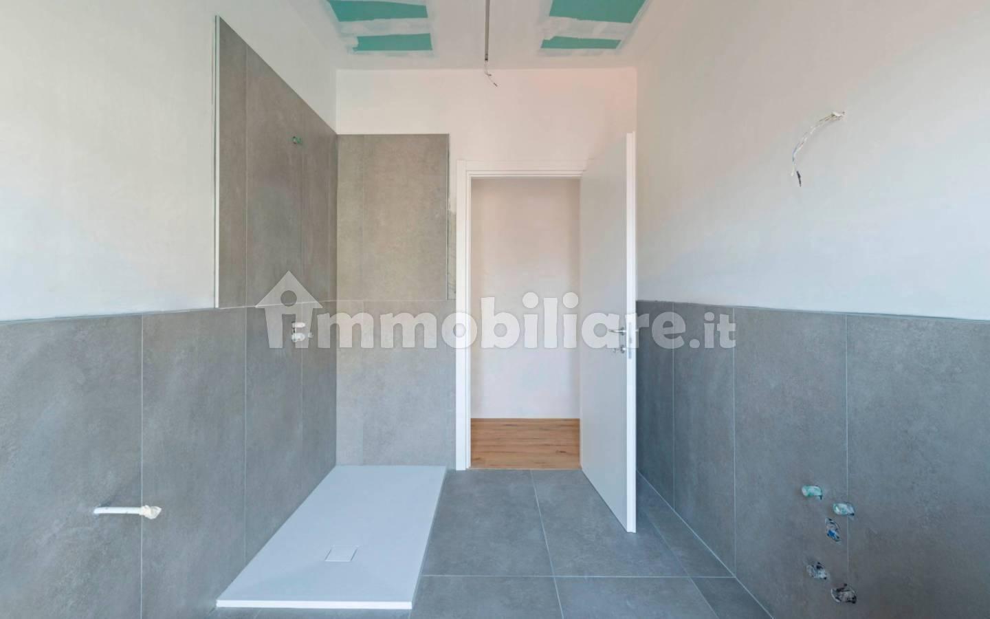 Trilocale via Alessandro La Marmora 4, San Fruttuoso, Monza