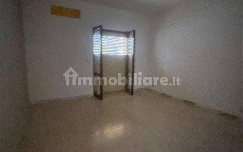 Appartamento buono stato, secondo piano, Centro, Formia — foto 10 di 21