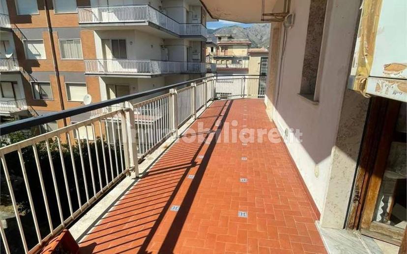 Appartamento buono stato, secondo piano, Centro, Formia — foto 11 di 21
