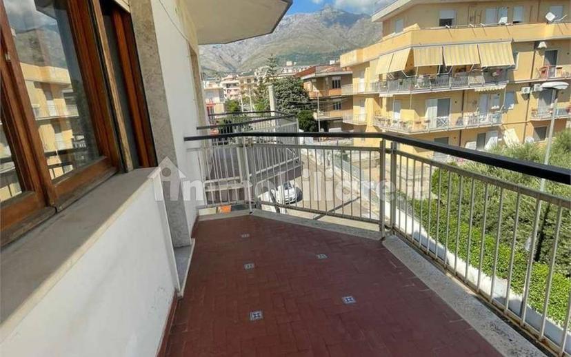 Appartamento buono stato, secondo piano, Centro, Formia — foto 16 di 21
