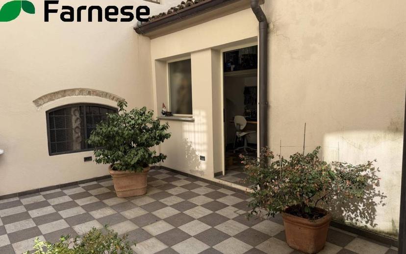 Terratetto unifamiliare via Giosuè Carducci, Centro Storico, Piacenza — foto 6 di 46