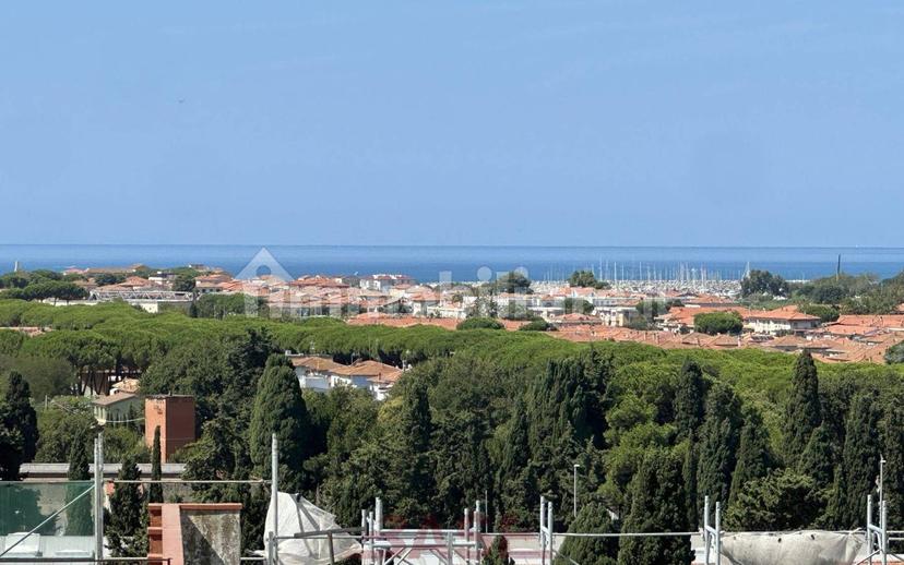 Appartamento viale Italia, Cecina Centro, Cecina — foto 48 di 54