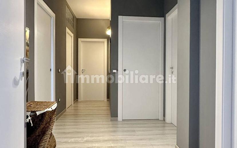 Appartamento viale Italia, Cecina Centro, Cecina — foto 3 di 54