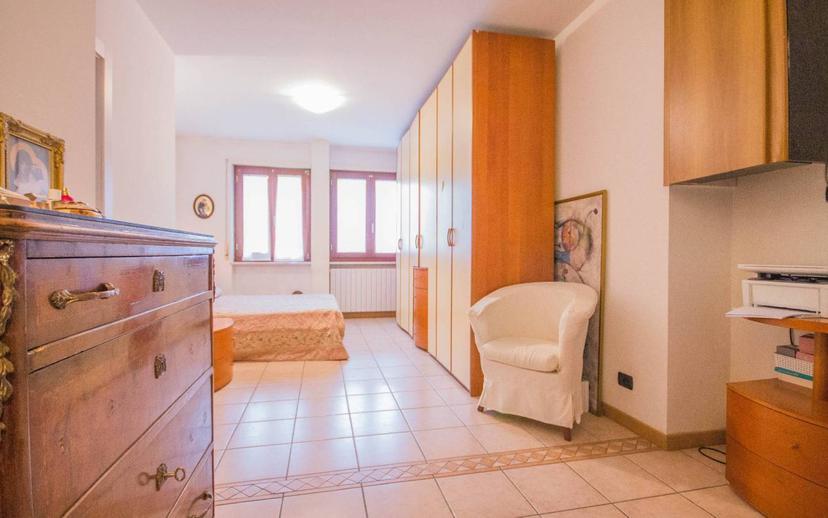 Quadrilocale via IV Novembre 42, Beccacivetta Azzano, Castel d'Azzano — foto 5 di 34