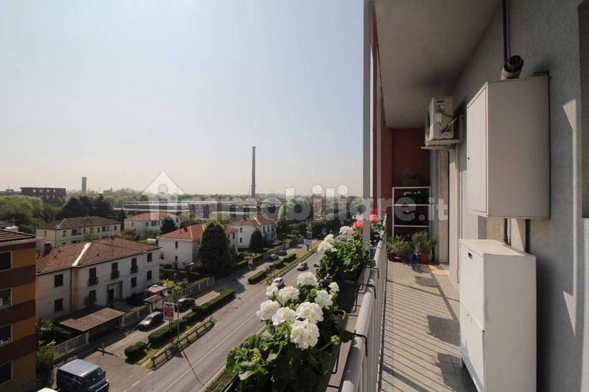 Bilocale corso Milano 10, Centro, Limbiate — foto 10 di 21