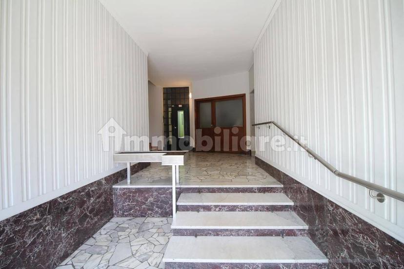 Bilocale corso Milano 10, Centro, Limbiate — foto 7 di 21