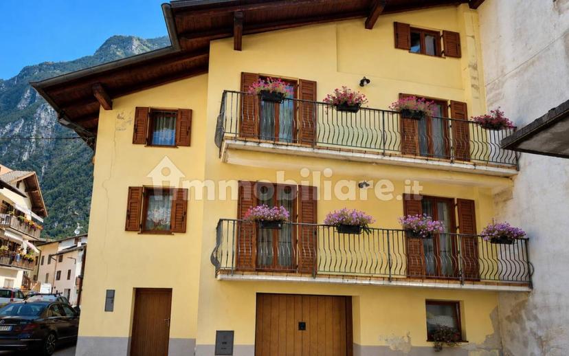 Villa a schiera via Stefani 9, Tezze, Grigno — foto 2 di 16