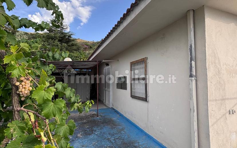Villa unifamiliare via Domiziana, Sessa Aurunca — foto 3 di 15