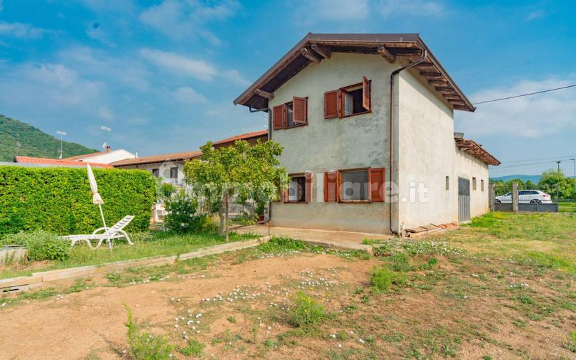Rustico via Fontana Oro 77, Caraglio — foto 15 di 20