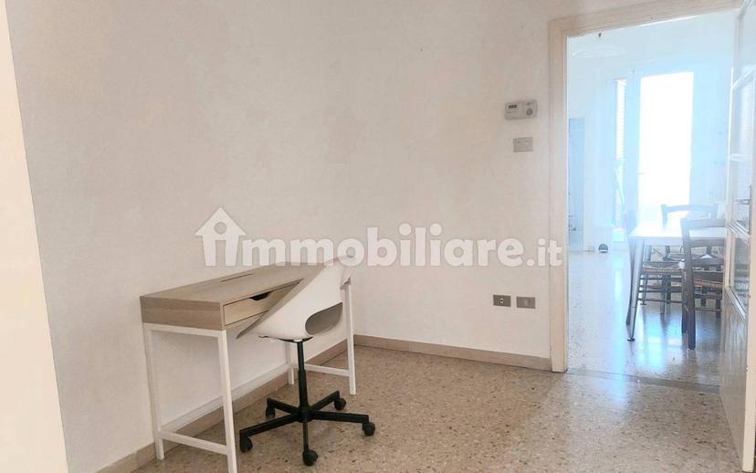 Bilocale buono stato, primo piano, Centro Storico, Forlì — foto 5 di 6