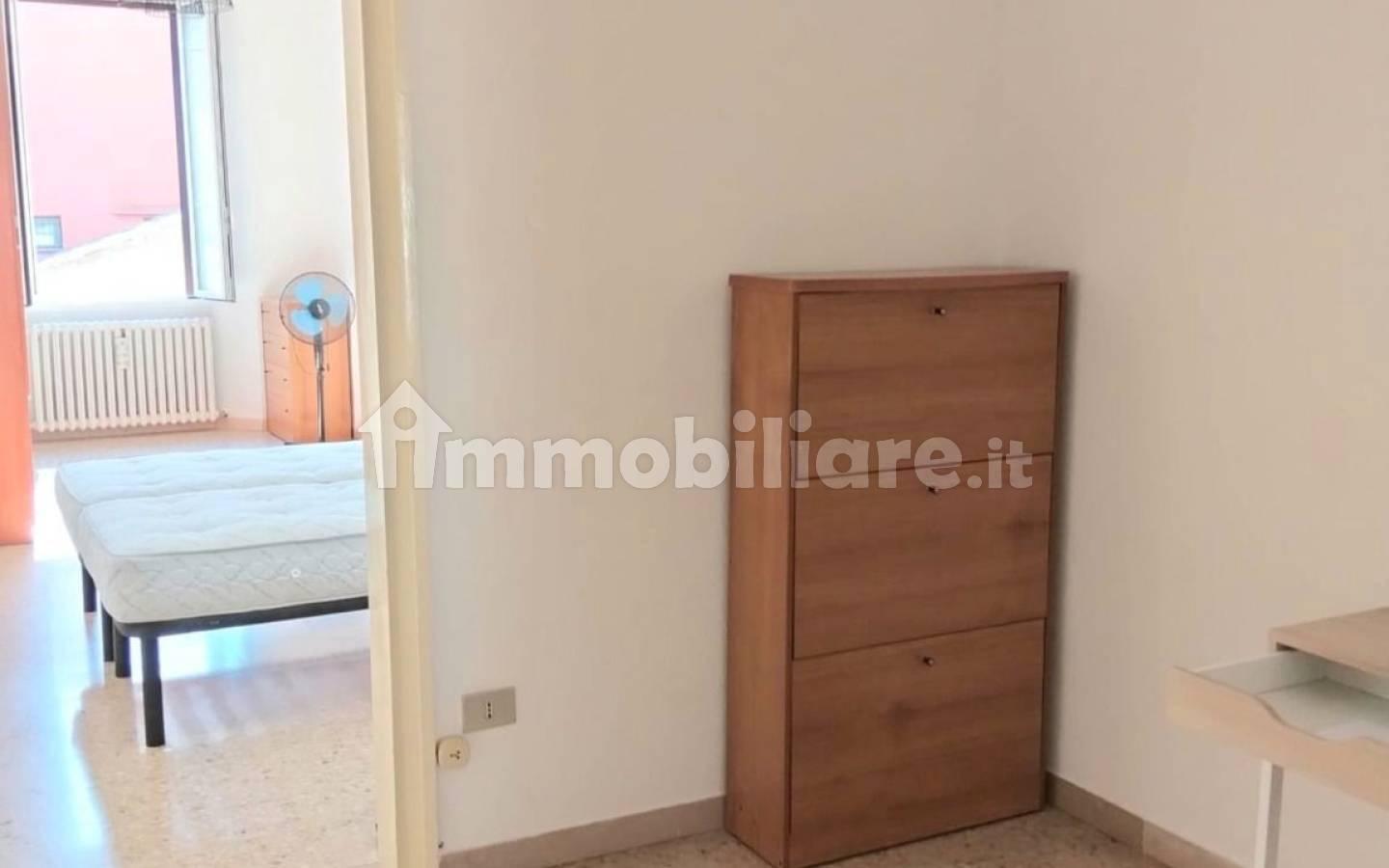 Bilocale buono stato, primo piano, Centro Storico, Forlì