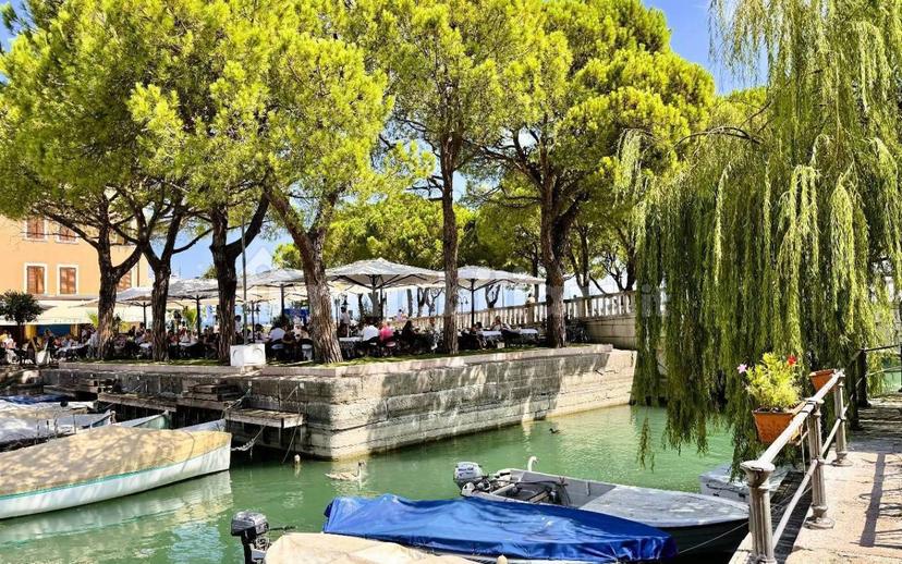 Attico piazza Malvezzi 12, Centro Storico, Desenzano del Garda — foto 28 di 36