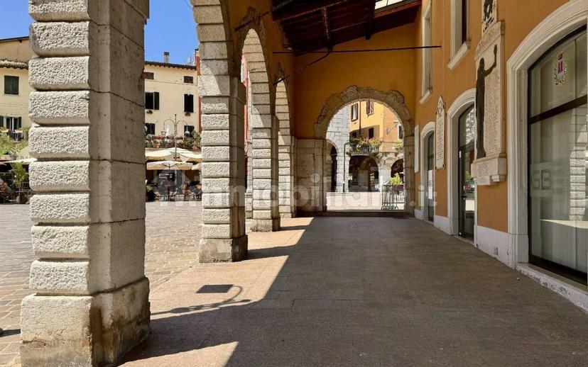 Attico piazza Malvezzi 12, Centro Storico, Desenzano del Garda — foto 36 di 36