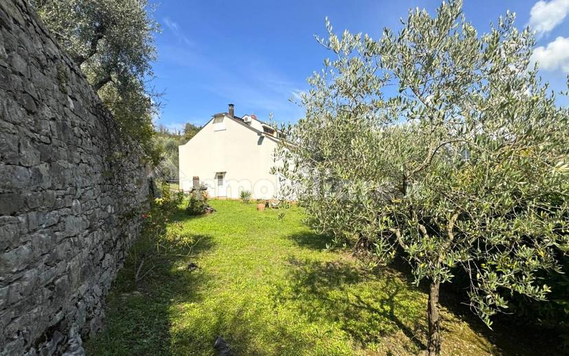 Villa unifamiliare via dell'Apparita, Centro, Vaiano — foto 12 di 28