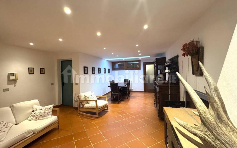 Villa unifamiliare via dell'Apparita, Centro, Vaiano — foto 5 di 28