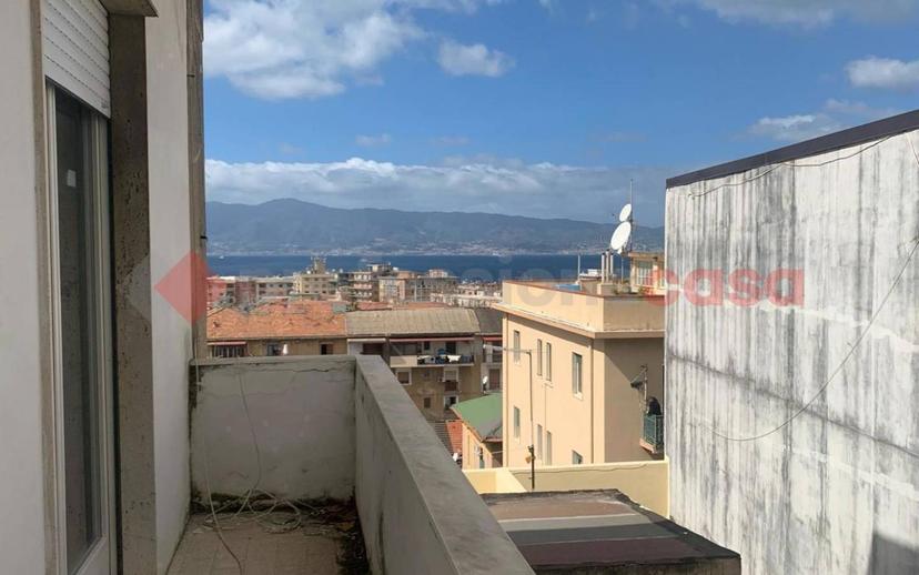 Quadrilocale viale Amendola, 2, Tremulini - Eremo, Reggio Calabria — foto 4 di 17