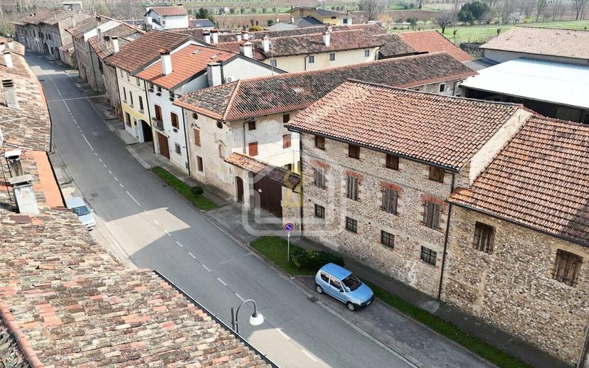 Casale via dei Molini 26, San Lorenzo, Sedegliano — foto 8 di 48