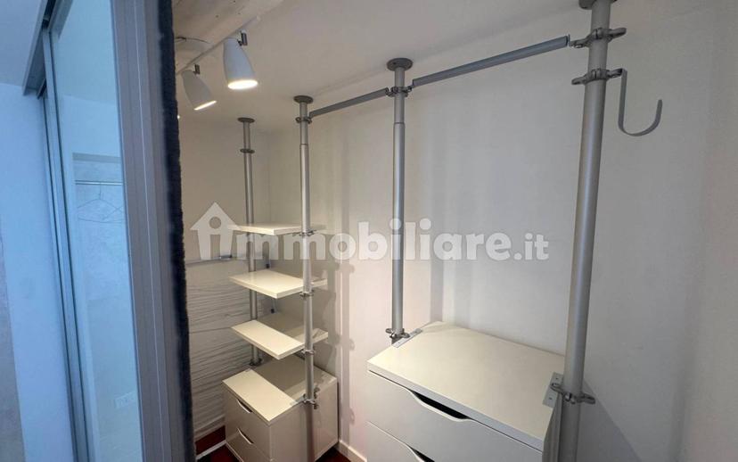 Mansarda via del Toro 7, Largo Barriera - Ospedale Maggiore, Trieste — foto 18 di 20