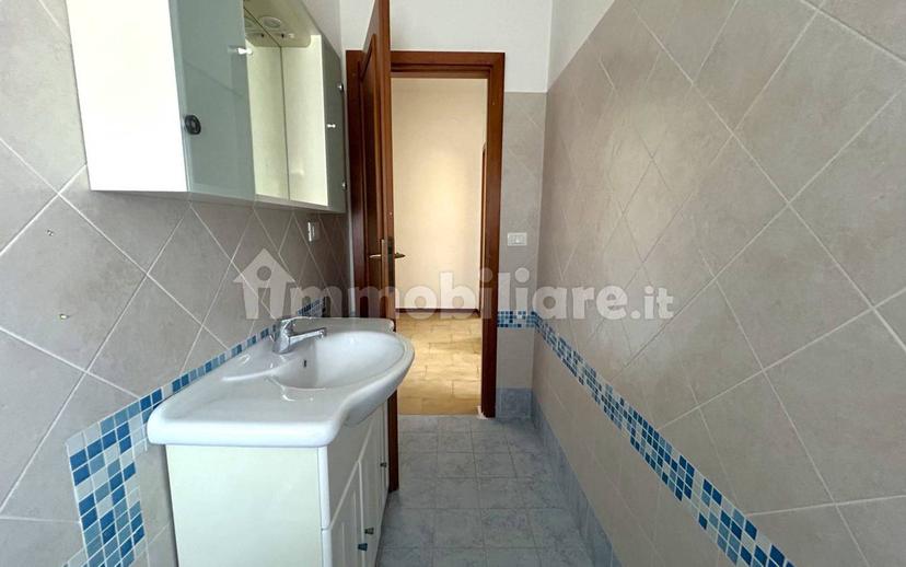 Trilocale via Luigi Settembrini 29, Centro, Montesilvano — foto 14 di 18