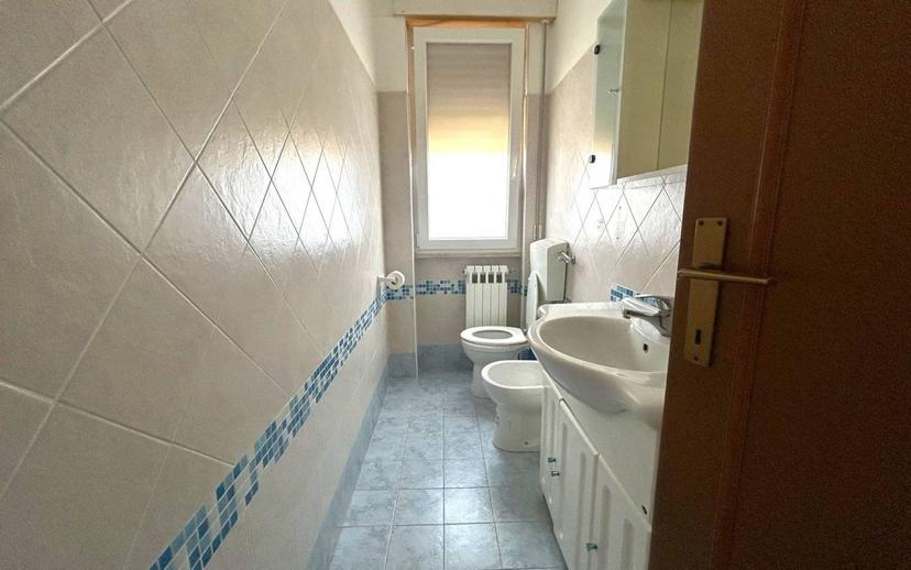 Trilocale via Luigi Settembrini 29, Centro, Montesilvano — foto 18 di 18