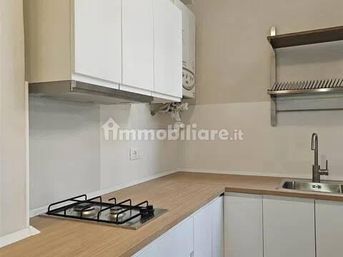 Monolocale buono stato, primo piano, Parco Ducale - Oltretorrente, Parma — foto 4 di 11