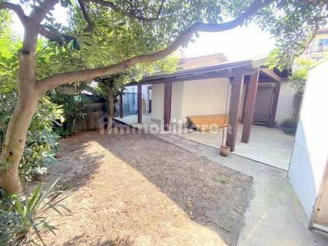 Villa unifamiliare via Adamello, Comacchio — foto 9 di 13