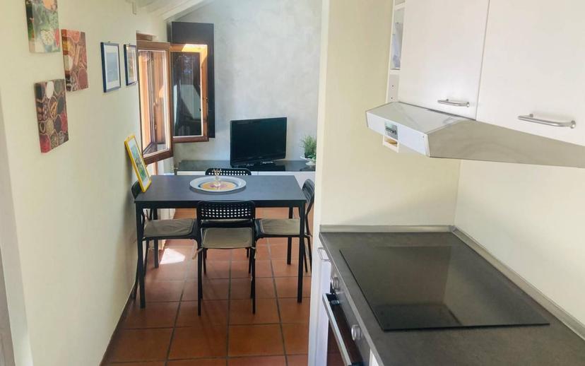 Bilocale vicolo della Manica, Centro, Iseo — foto 4 di 9