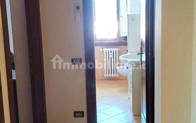 Trilocale buono stato, terzo piano, Medolago — foto 14 di 16
