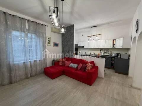 Appartamento buono stato, secondo piano, Centro, Piombino — foto 17 di 23