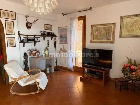 Appartamento buono stato, ammezzato, Centro, Piombino — foto 4 di 42