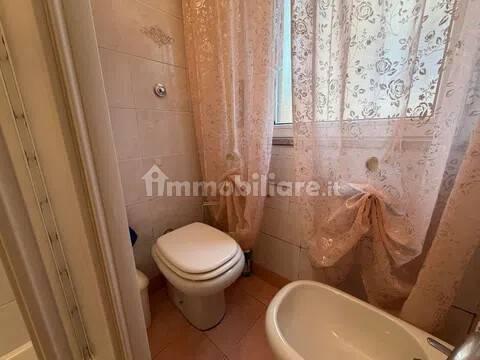 Appartamento buono stato, secondo piano, Centro, Piombino — foto 4 di 23
