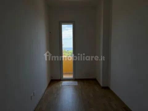 Appartamento viale Regina Margherita, Centro, Piombino — foto 12 di 26