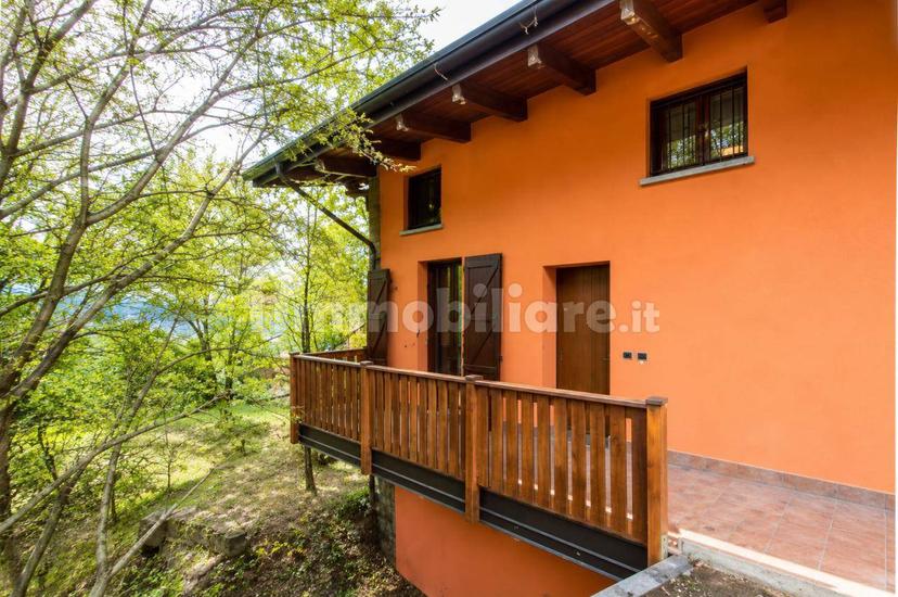 Quadrilocale via De' Medici, Centro, San Pellegrino Terme — foto 14 di 15