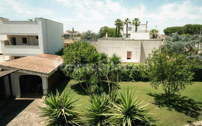 Appartamento Marche No Number, Centro, Galatina — foto 4 di 39
