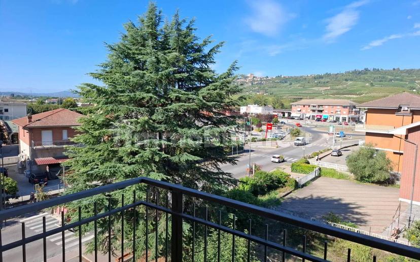 Quadrilocale via Neive 17, Baraccone, Castagnito — foto 9 di 19