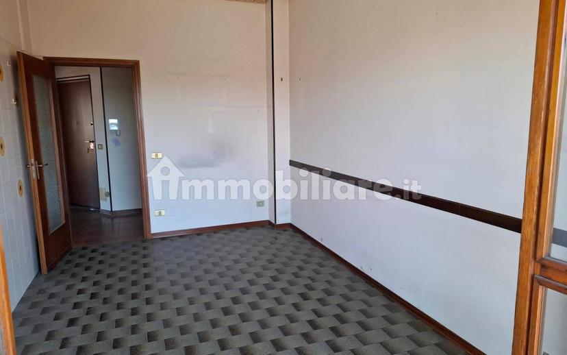 Quadrilocale via Neive 17, Baraccone, Castagnito — foto 16 di 19