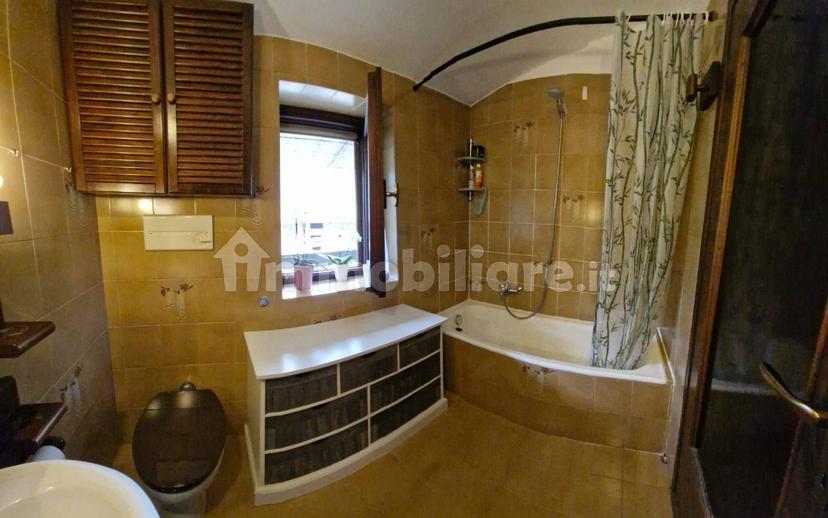Villa a schiera via Valbona 14, Piateda Centro, Piateda