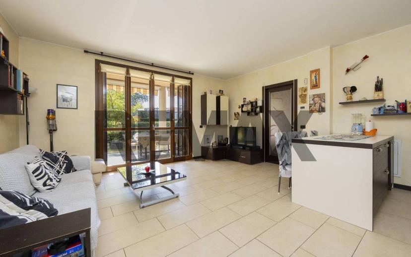 Trilocale via Lecco 66, Centro, Agrate Brianza — foto 12 di 31