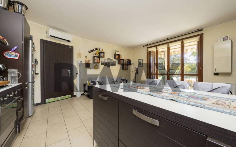 Trilocale via Lecco 66, Centro, Agrate Brianza — foto 9 di 31