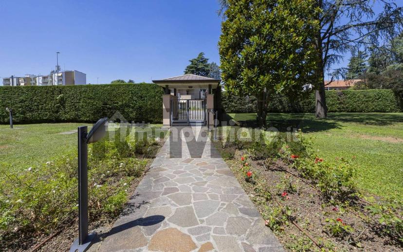 Trilocale via Lecco 66, Centro, Agrate Brianza — foto 24 di 31
