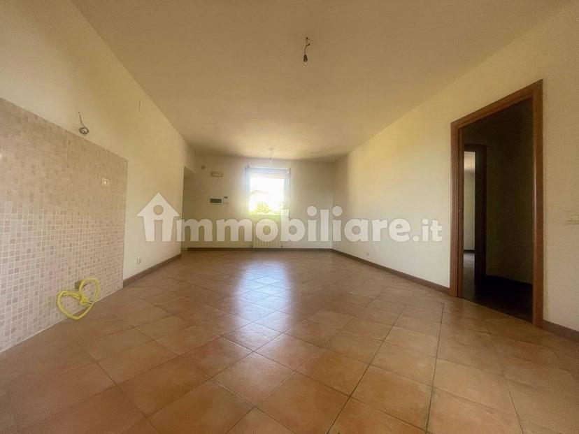 Trilocale via Elio Vittorini, Corciano — foto 10 di 14