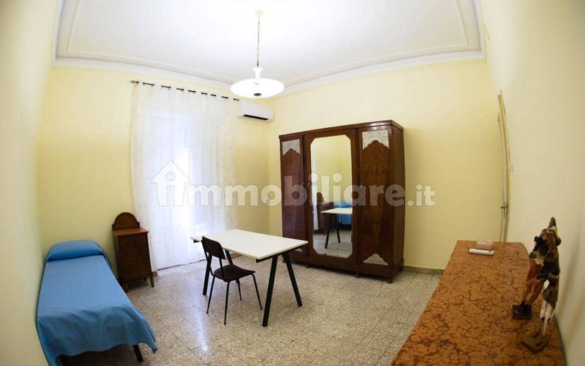 Stanza singola via Orchidea 4, Catania — foto 5 di 11
